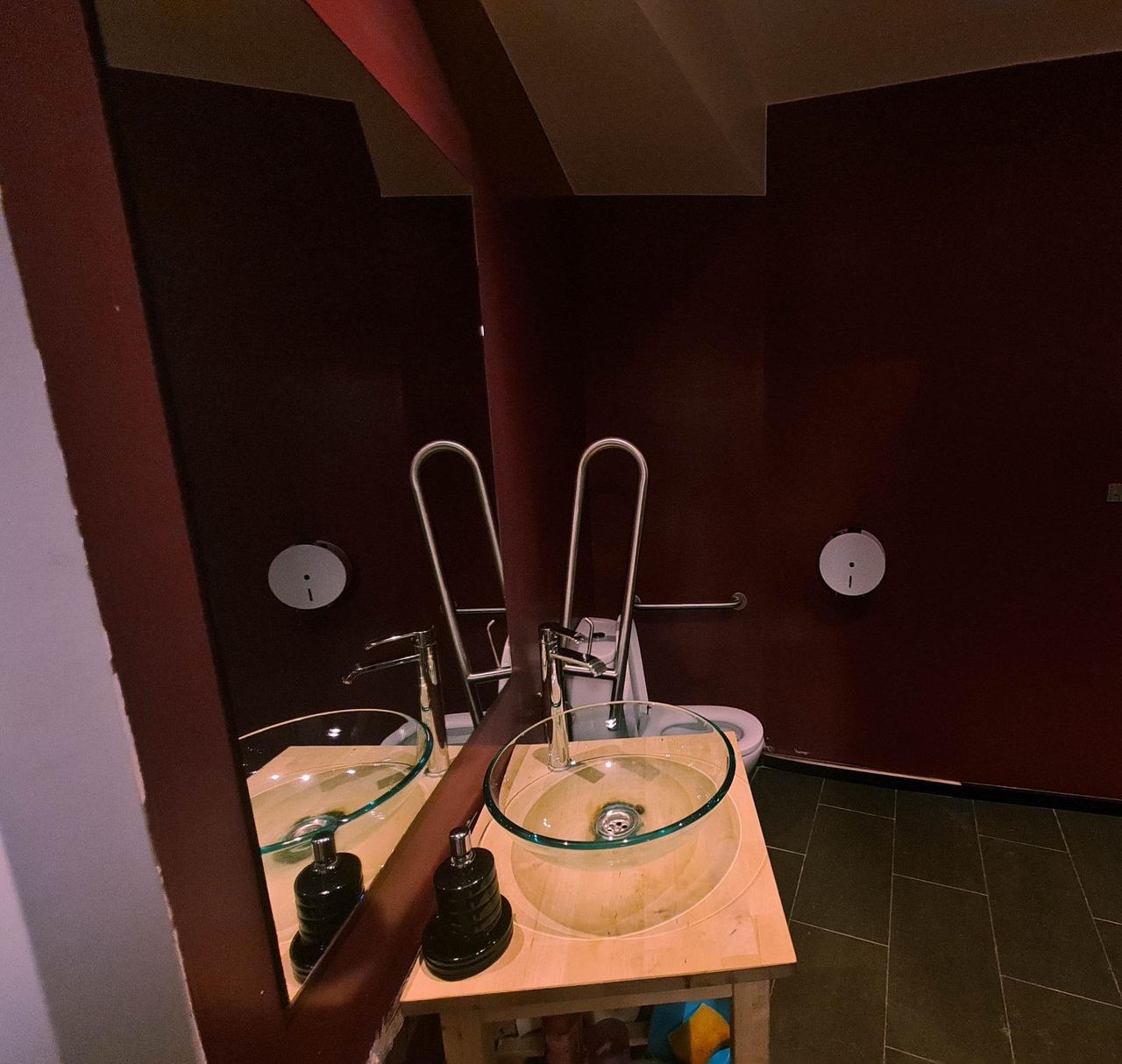 Barcelona  Corporate event spaces Outoff office image 0