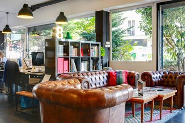 Paris conference rooms Coworking space Deal Room image 4