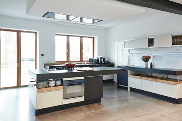 Rest of the World workshop spaces Private residence retreat image 6