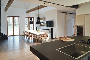 Rest of the World workshop spaces Private residence retreat image 5