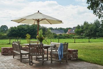 Rest der Welt workshop spaces Privatresidenz retreat image 11