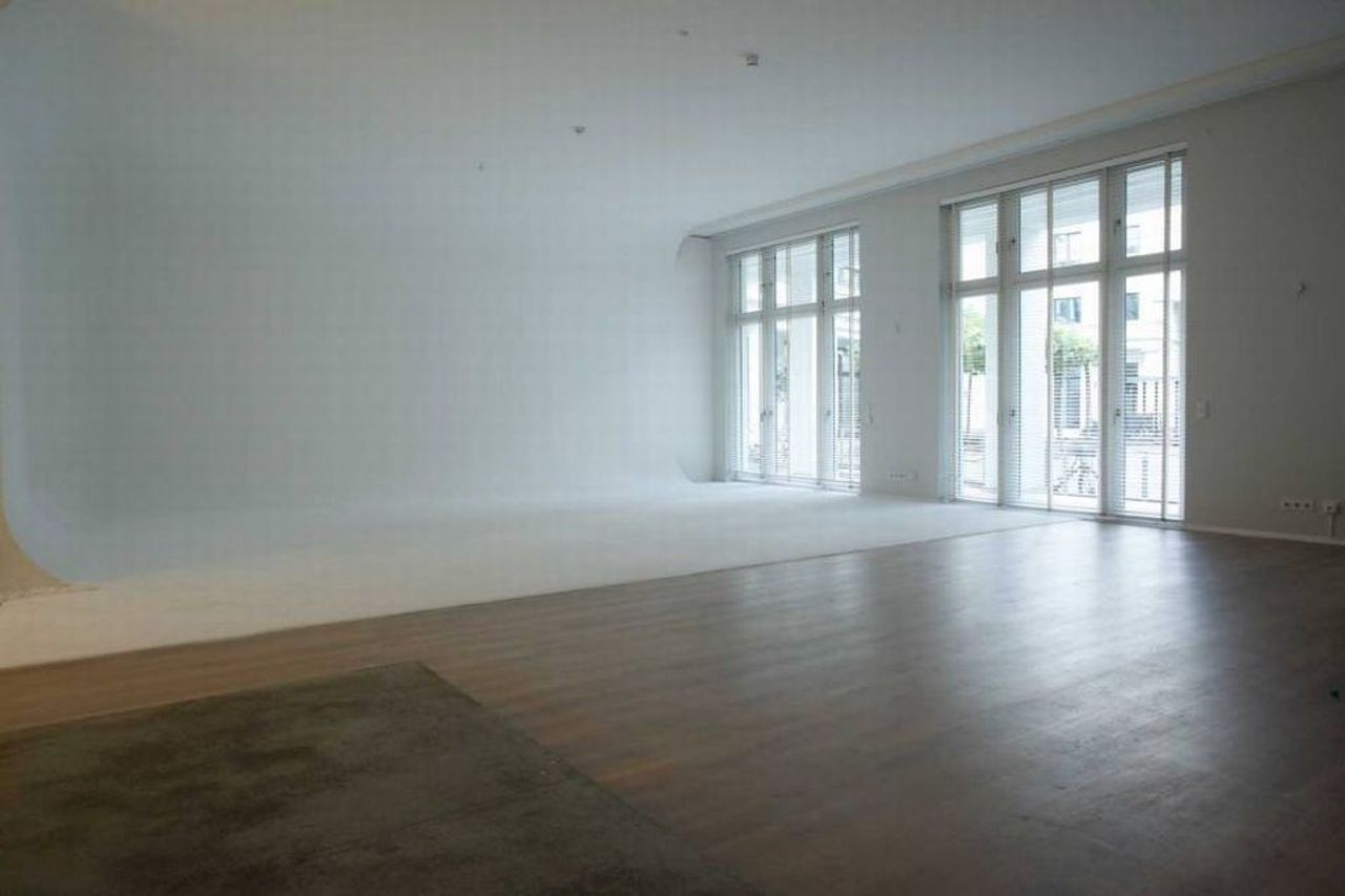 Hamburg Fotostudio  Luna Studio A image 4