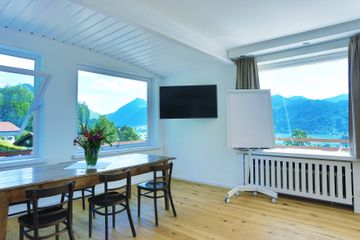 Rest of the World workshop spaces Function Room Mulitifunktionaler Raum image 3