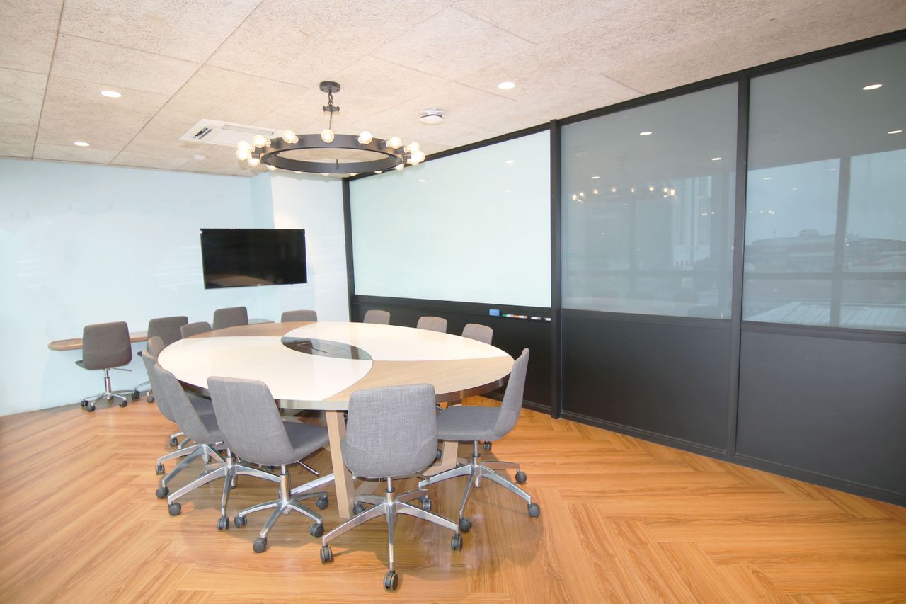 Singapur  Coworking Space 14 Pax Meeting Room image 1