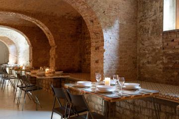 Berlin Team Meeting Unusual venue EINKELLER image 3