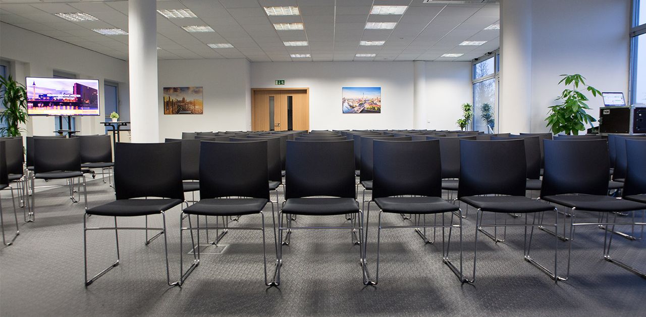 Berlin training rooms Meeting room Meeting room image 1