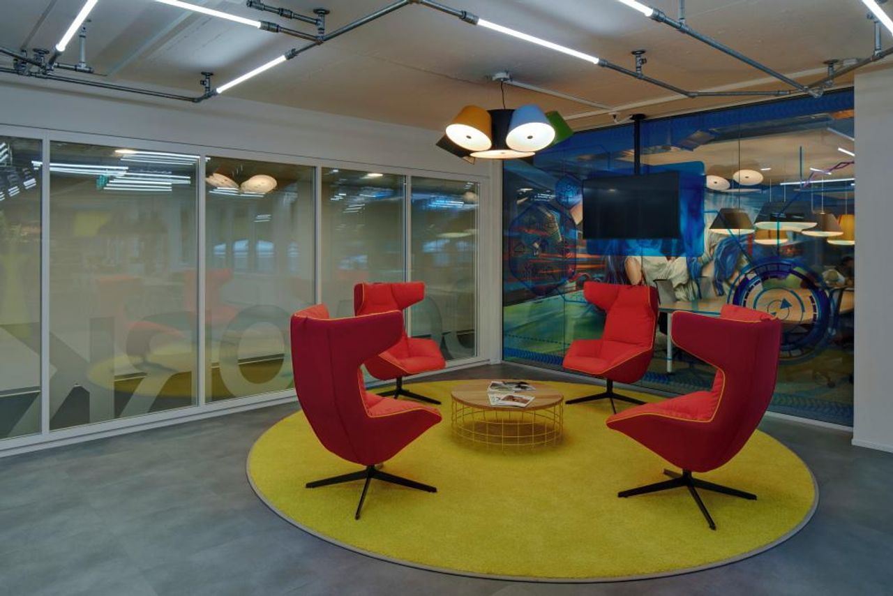 Zürich workshop spaces Coworking Space Coworking Space Baslerpark image 3