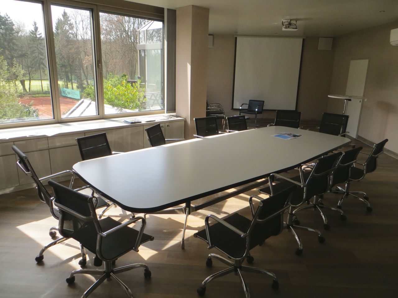 Cologne conference rooms Meeting room Meeting Room II image 27