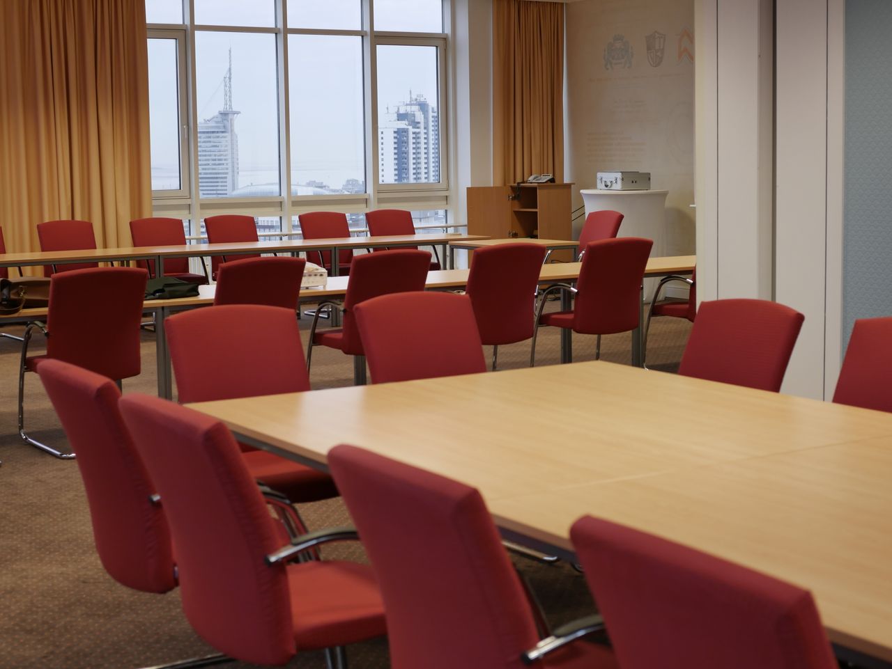 Rest of the World seminar rooms Meeting room Conference room image 3