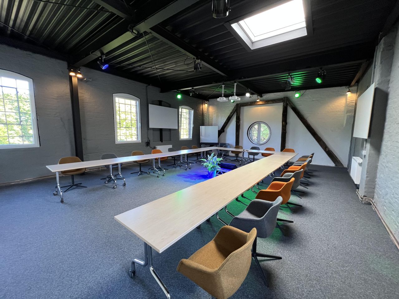 Rest der Welt  Tagungsraum Speakers Corner  R 290 A image 2