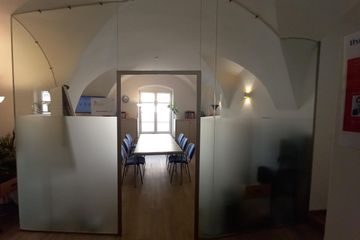 Rest van de wereld  Vergaderzalen Besprechungsraum in Stockerau image 1