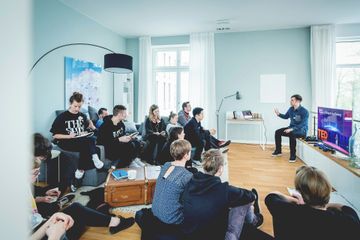 Berlin training rooms Privatresidenz Tagungsraum image 8