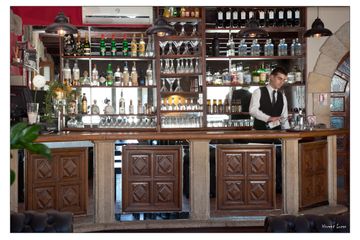 Marseille corporate event spaces Restaurant Whole Venue image 2