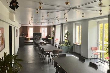 Munich Creative Meeting Coworking spaces grow.inc SPACES Munich Lounge image 4