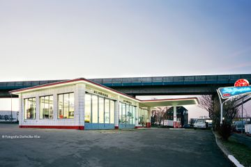 Hamburg workshop spaces Außergewöhnlich Oldtimer Tankstelle – Die Waschhalle image 0