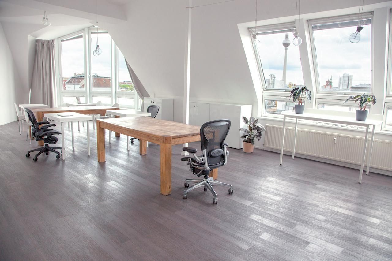 Berlin workshop spaces Penthouse 2 rooms in penthouse image 17