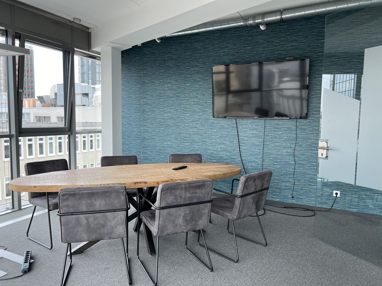 Dortmund  Meetingraum Stammtisch image 1