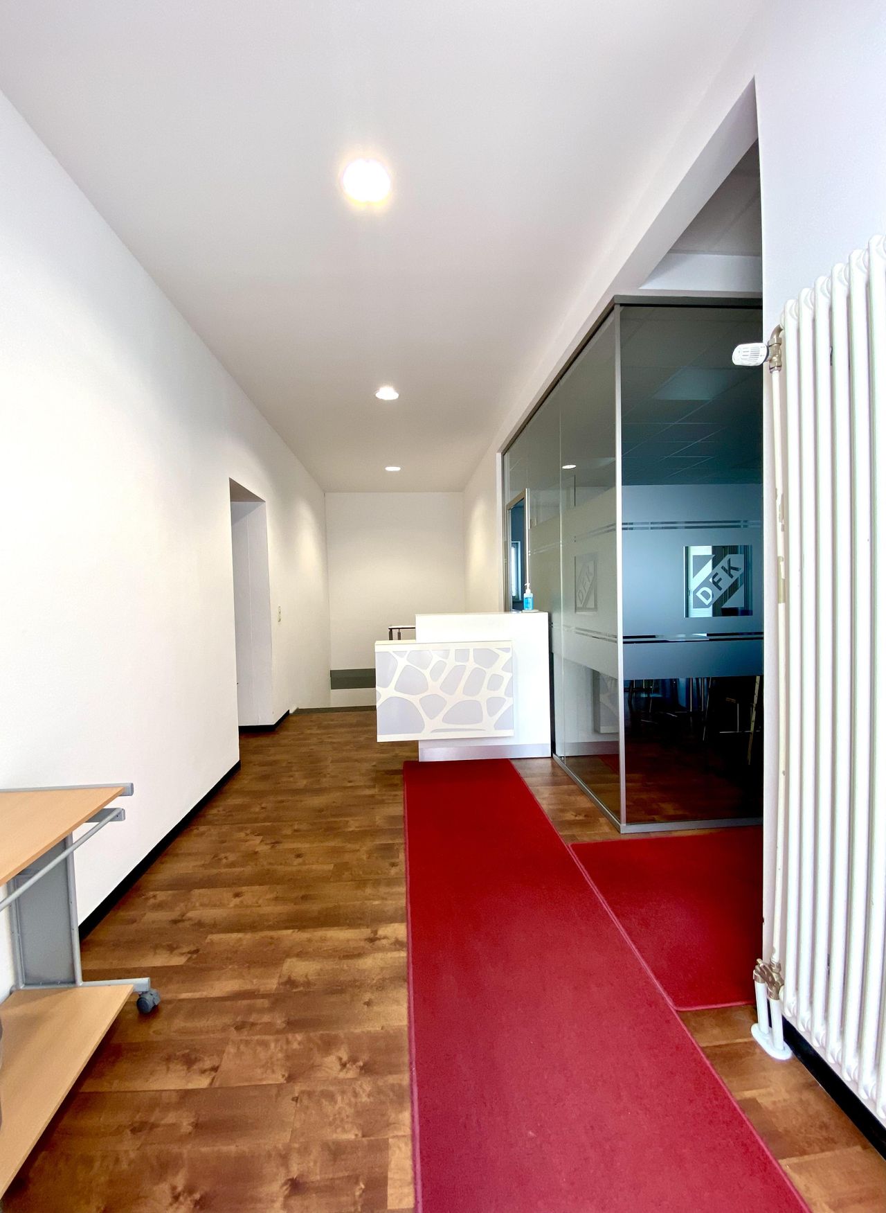 Rest of the World Kundengespräch Boardroom Besprechungsraum image 2