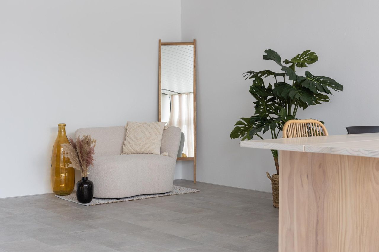 Rest of the World  Office desk The Light Room image 2