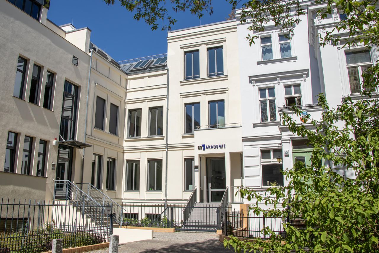 Berlin  Seminar rooms Raum für bis zu 80 Personen + Lounge und Dachterrasse image 9