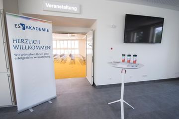 Berlin  Seminar rooms Raum für bis zu 80 Personen + Lounge und Dachterrasse image 4