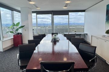 Rest of the World Meeting room Boardroom image 0