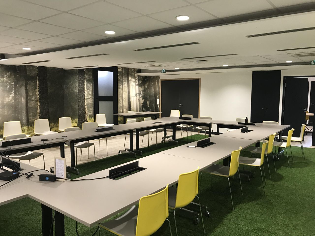 Saint-Denis  Film studio La Manufacture image 1