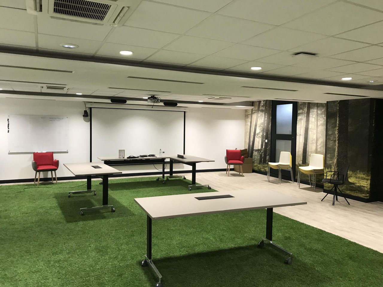 Saint-Denis  Film studio La Manufacture image 2