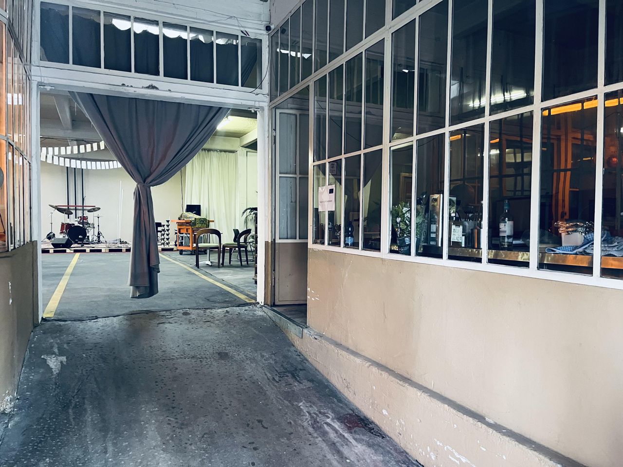 Köln  Eventlocation Halle image 19