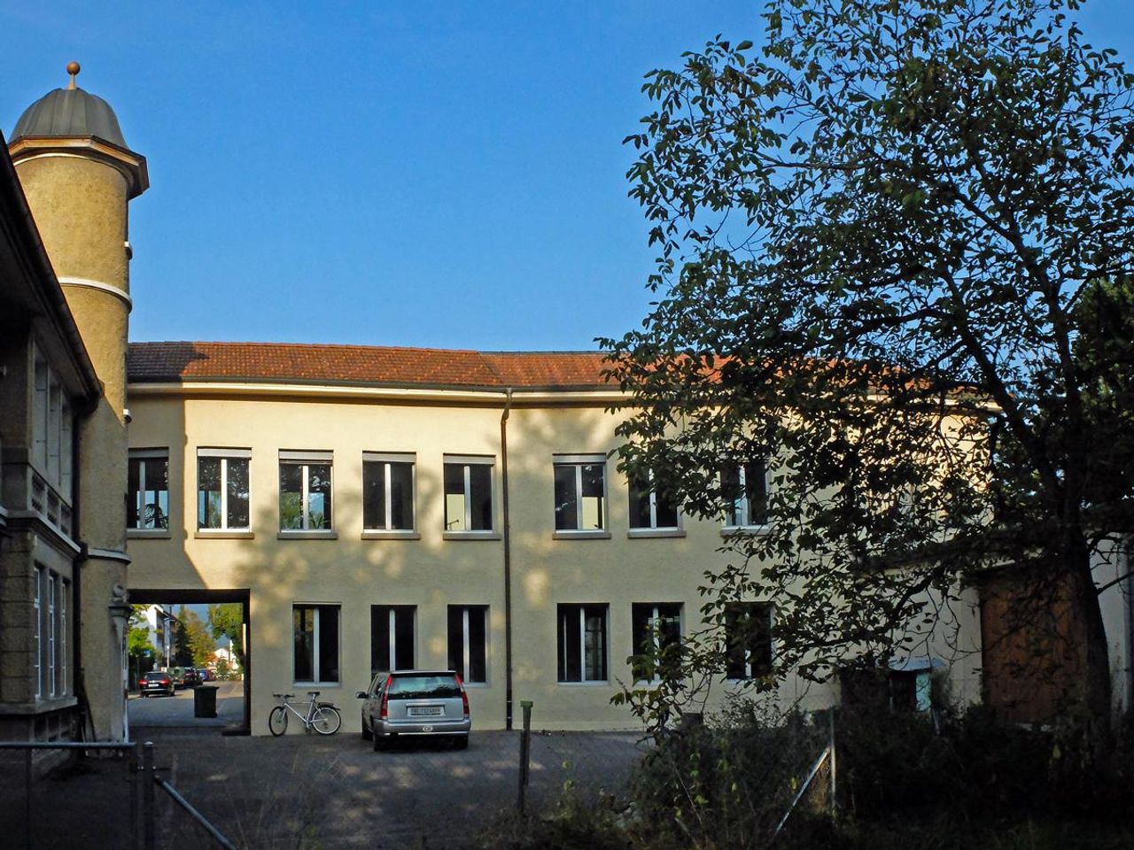 Rest of the World Kundengespräch  Sitzungszimmer image 3