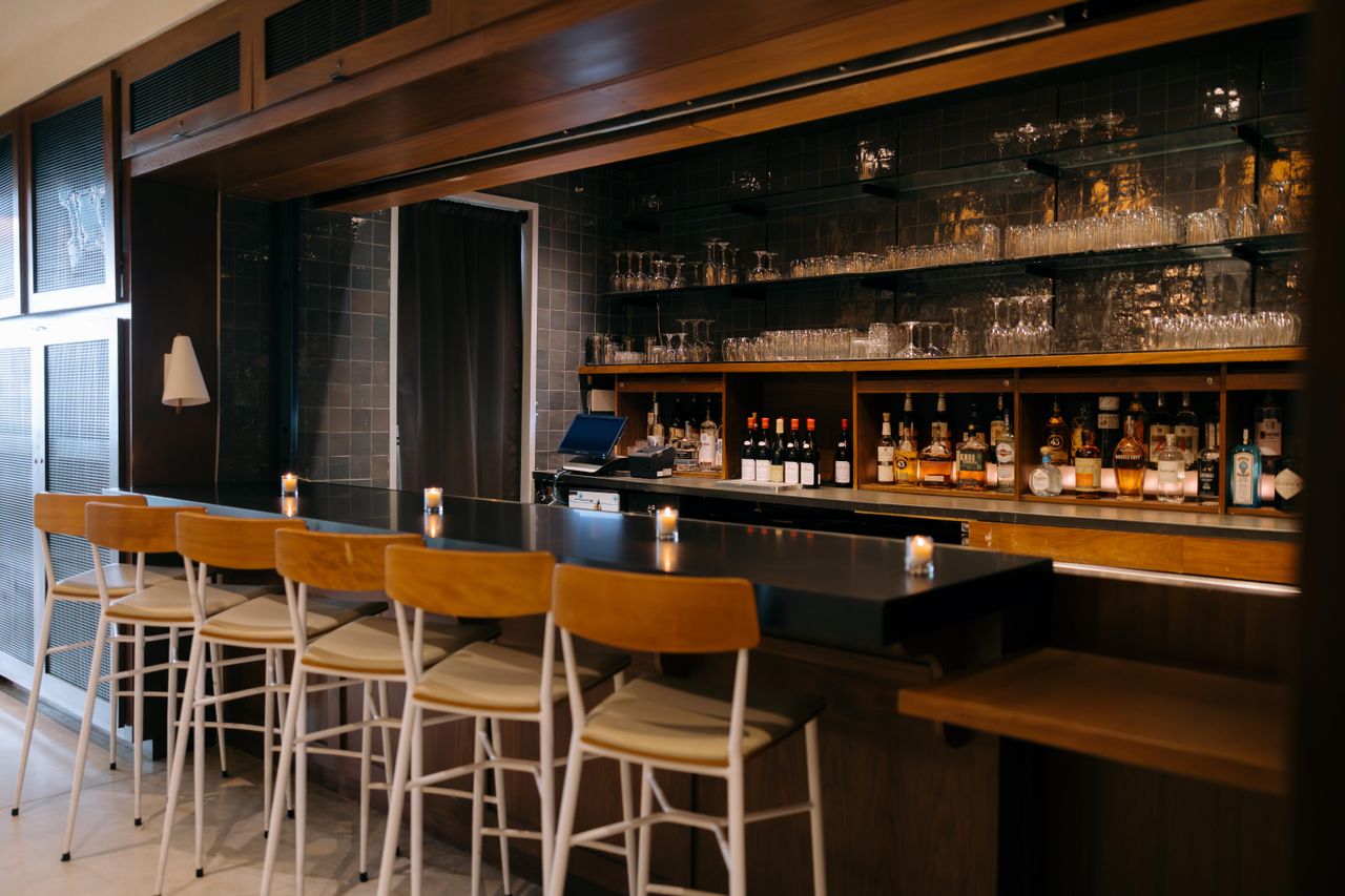 New York  Meeting room Terrace and Bar image 3