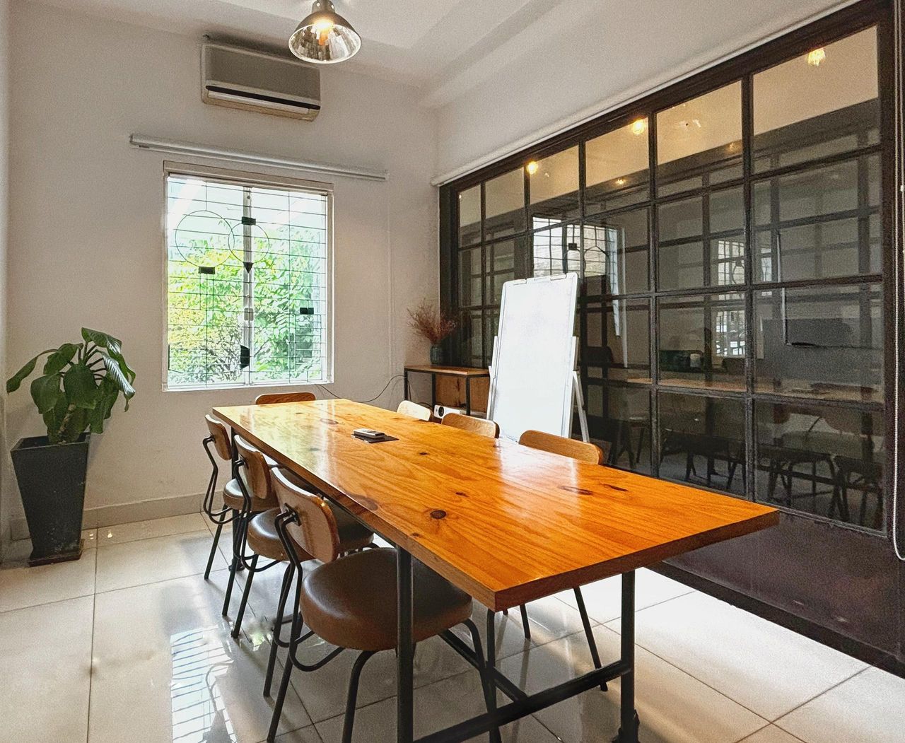 Ho Chi Minh City Client Meeting Meeting rooms The Hive Villa- Meeting Room image 1