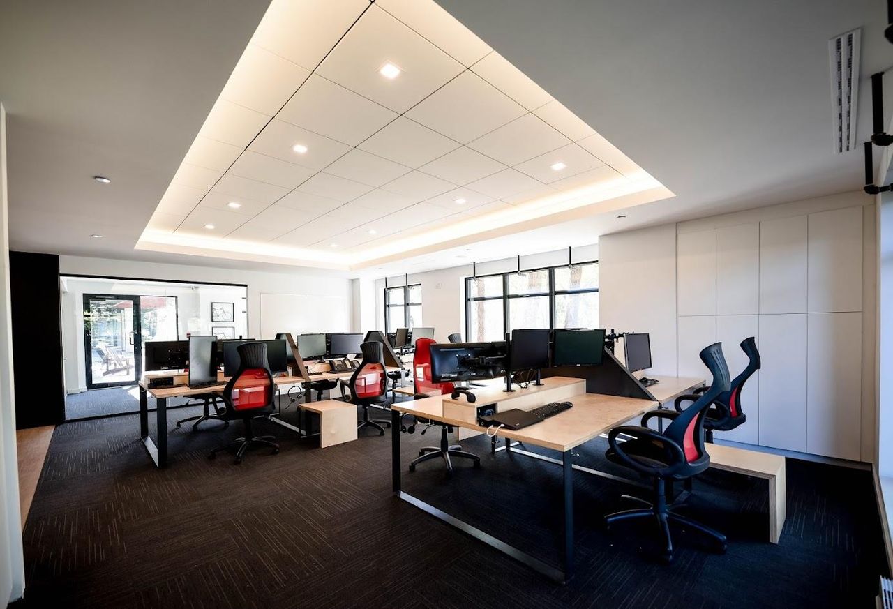 Montreal  Coworking space Private Offices image 1