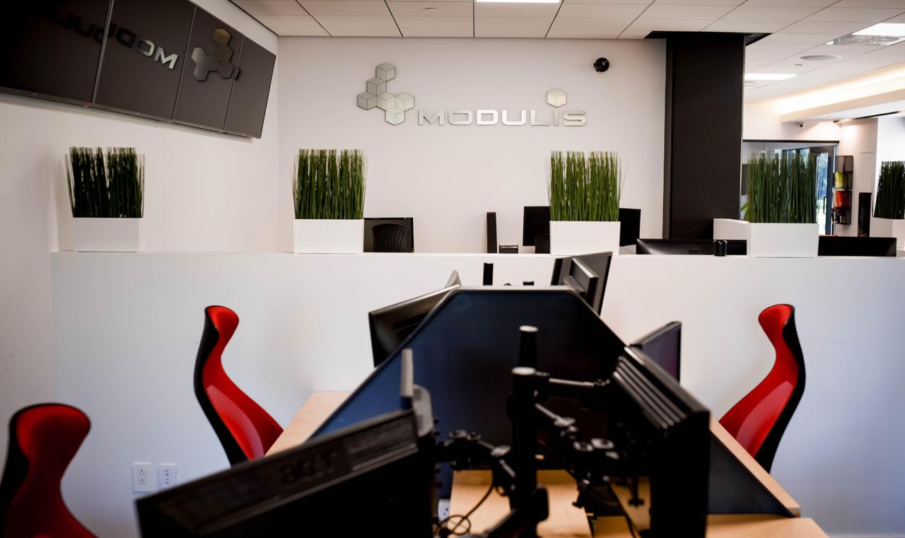 Montreal  Coworking space Private Offices image 3