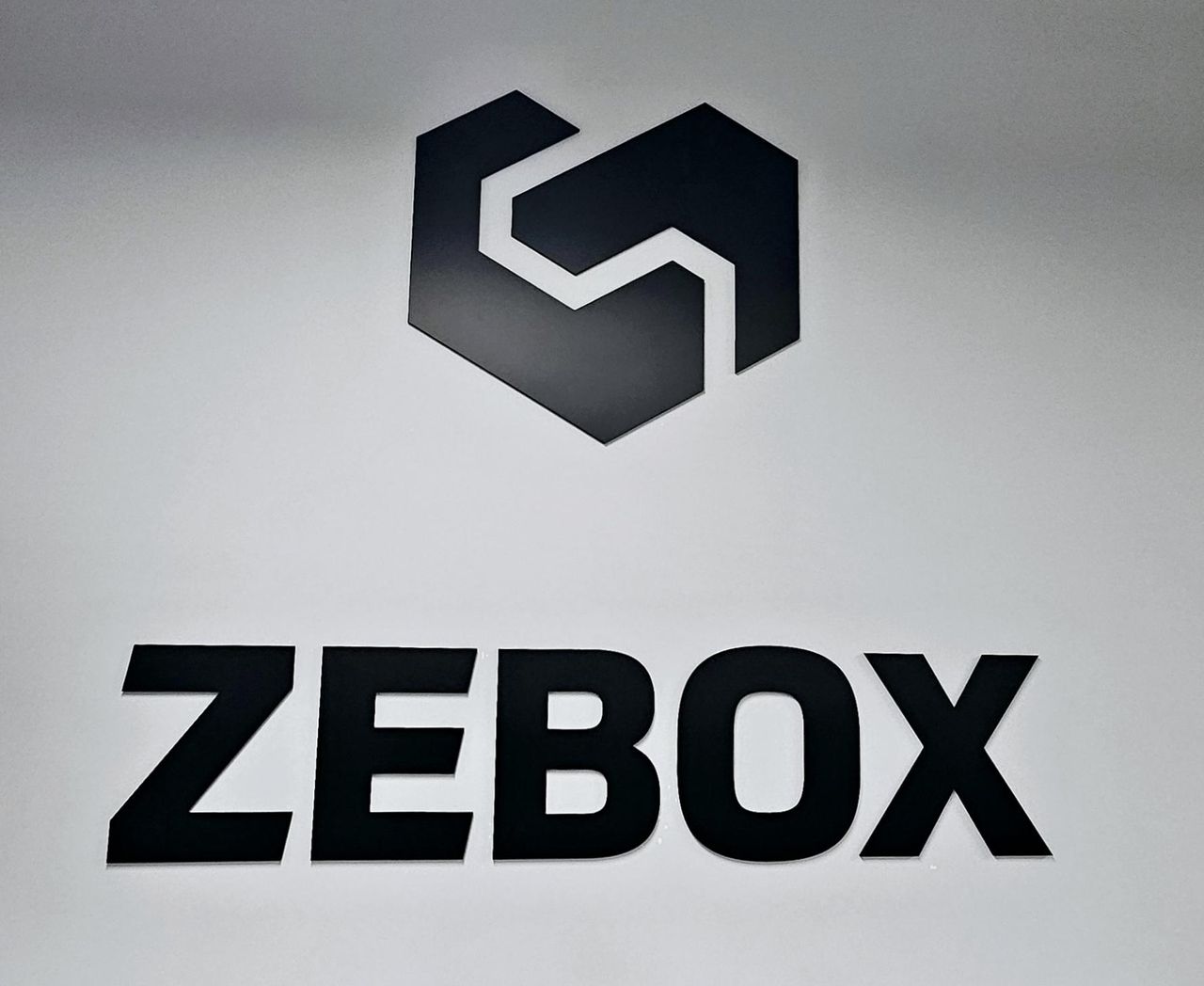 Manchester  Coworking spaces Flexible Desk for a Day image 1