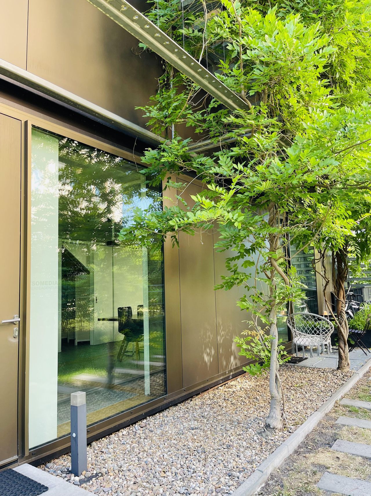 Berlijn Kreatives Meeting Vergaderzalen Meetingraum mit Garten image 18