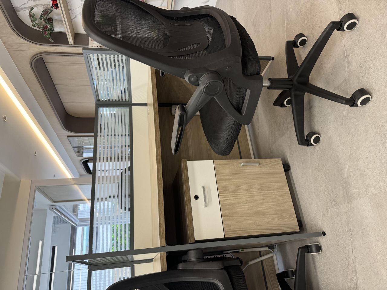 Hong Kong  Coworking spaces DEDICATED DESK IN MONG KOK image 1