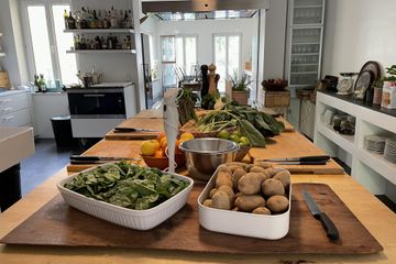 Munich Creative Meeting Kitchen studio Kitchen image 8