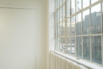 New York City Creative Meeting Galerie Gallery Space in Chelsea NYC image 12