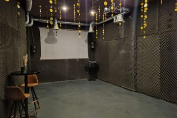 Berlin Party room Bloom's Bar Berlin image 4