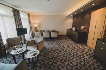 Rest der Welt Kundengespräch 411 image 2