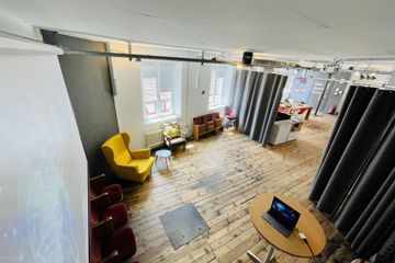 Basel Networking-Event Meeting room Freiraum image 2