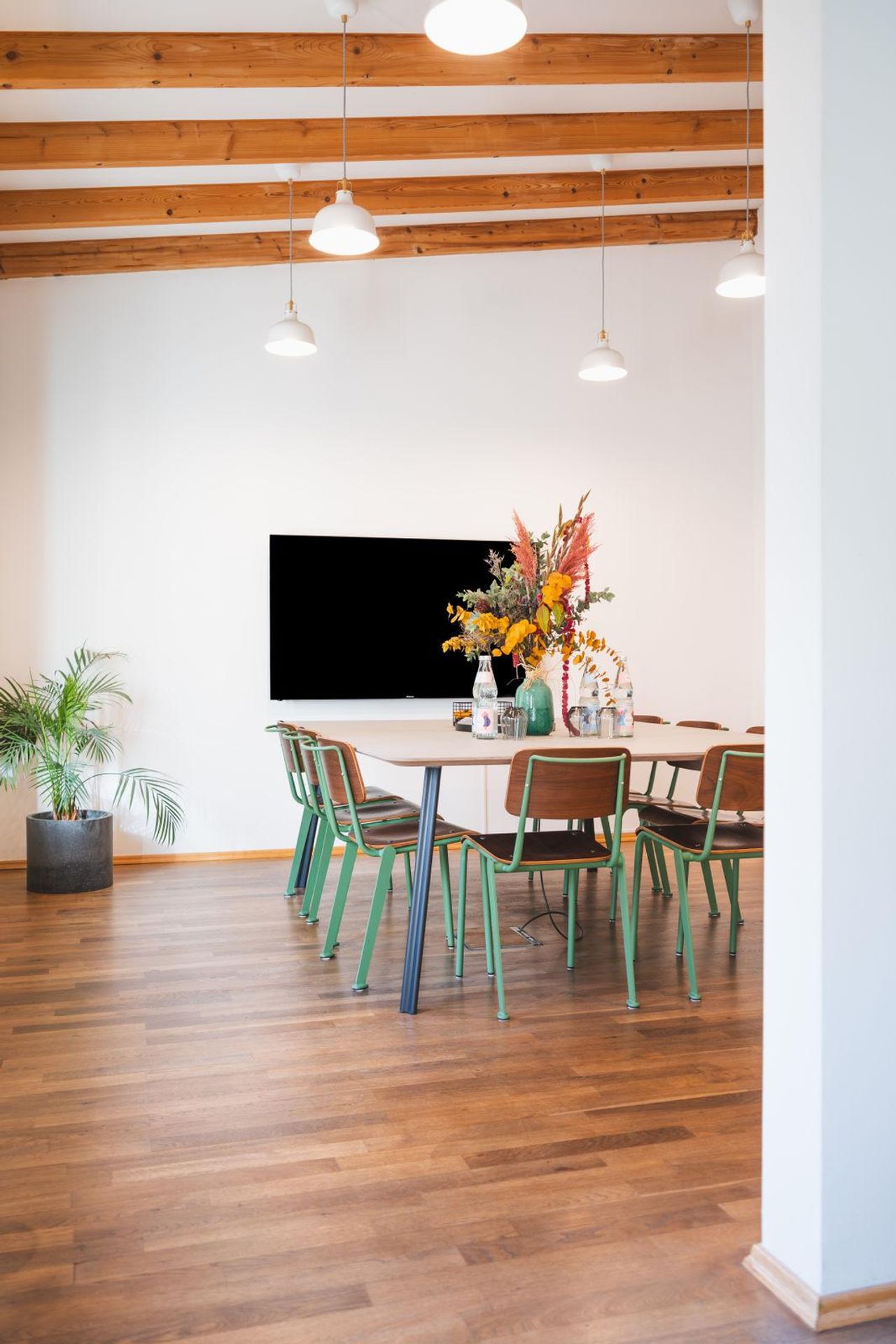 Berlin Mobiles Arbeiten Meeting room Meeting oder Teamevent mit Garten und Terrasse image 8