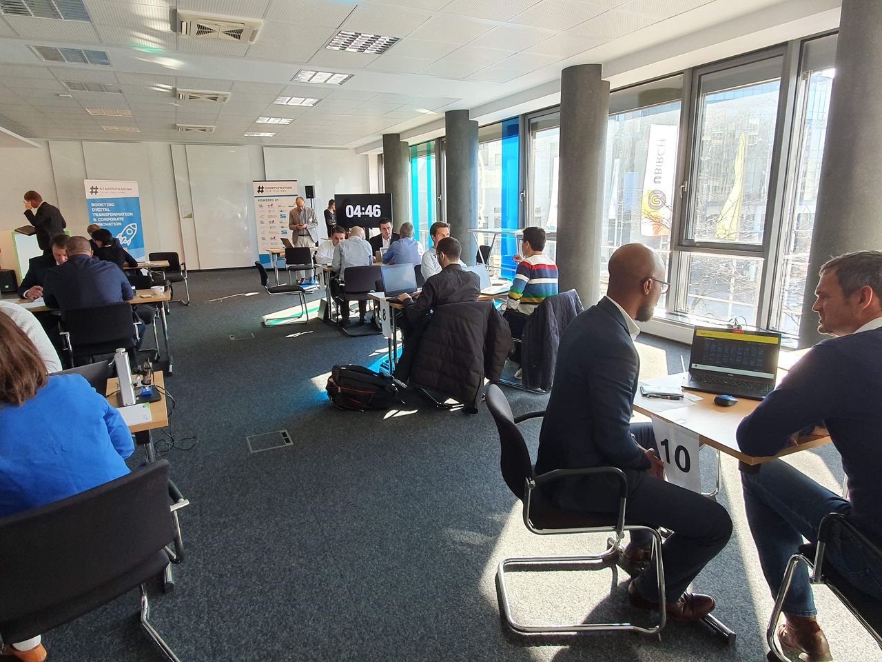 Köln  Meetingräume Design Thinking Raum Barcelona image 2