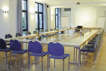 Neurenberg Offsite Meeting Boardroom Salon Agnes image 10