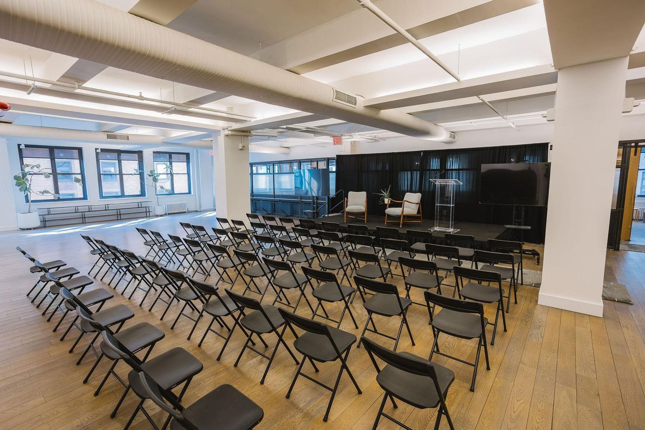 Rest der Welt  Eventlocation The Auditorium image 18