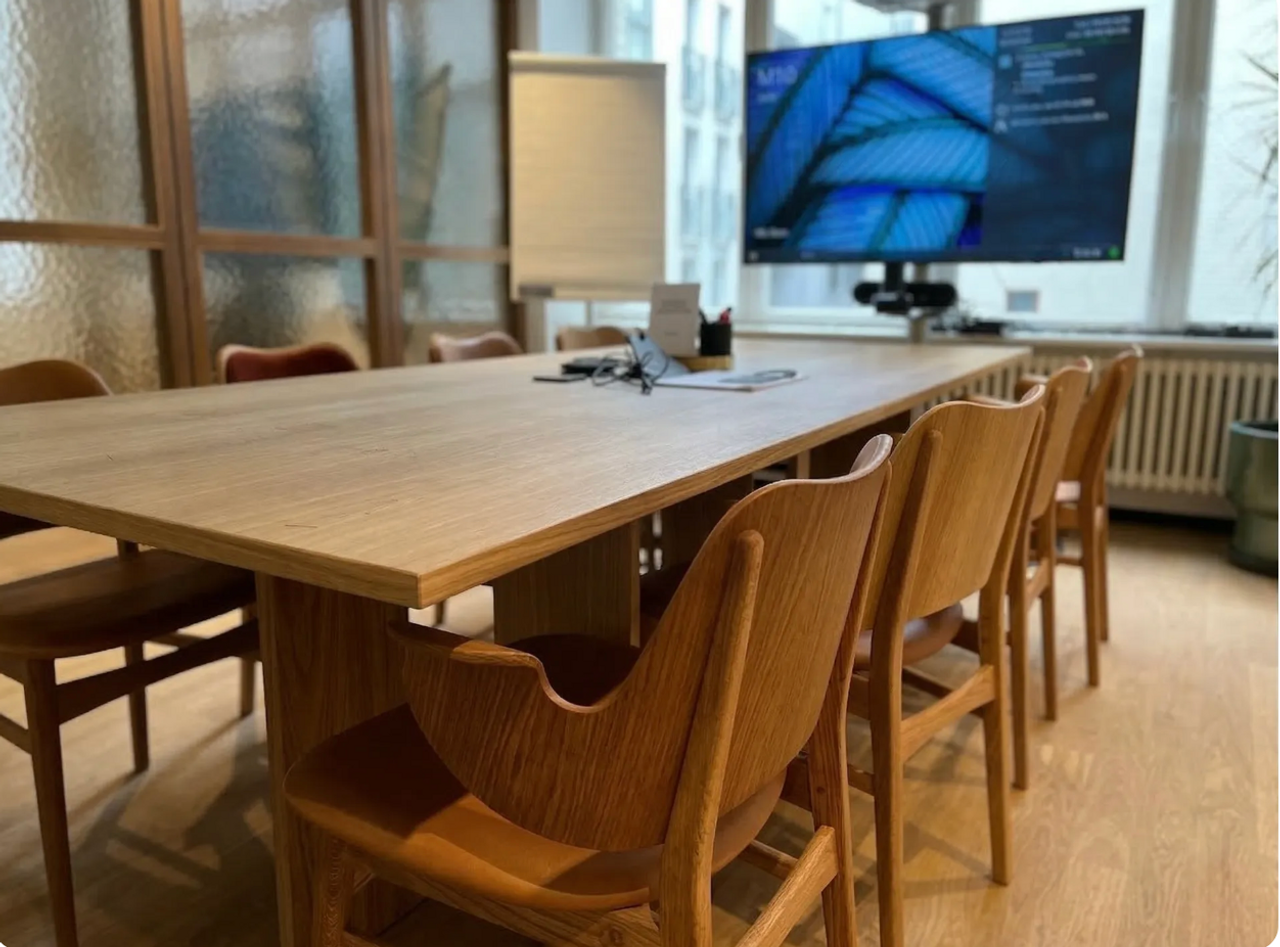 Rest der Welt  Coworking spaces Meeting Room M10 image 2