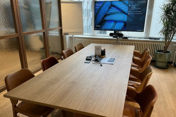 Rest der Welt  Coworking spaces Meeting Room M10 image 1