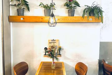 Hamburg  Cafe Rooster Cafe image 2