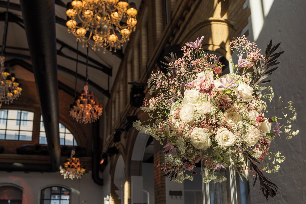 Berlin Präsentation Industriegebäude Eventlocation Wartehalle image 9